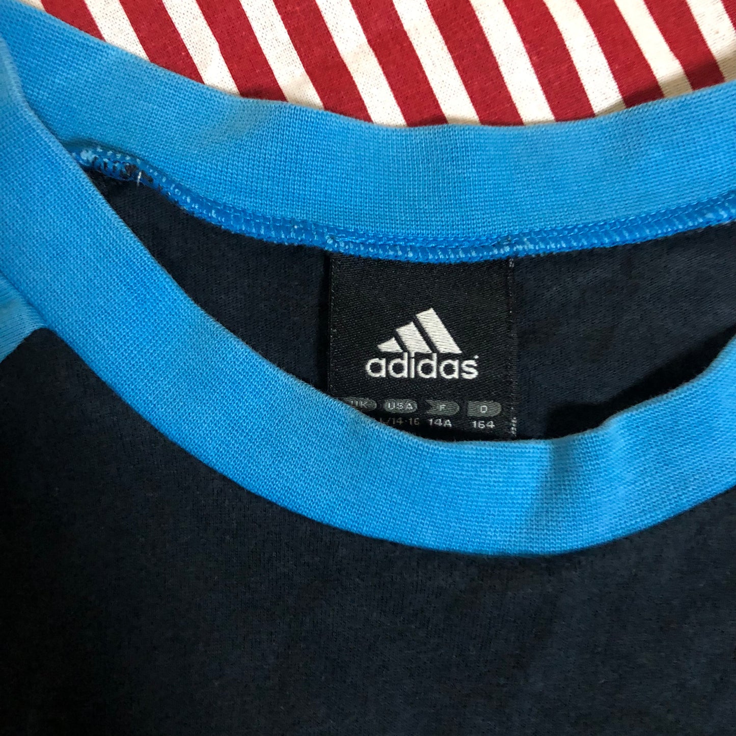 adidasロンT