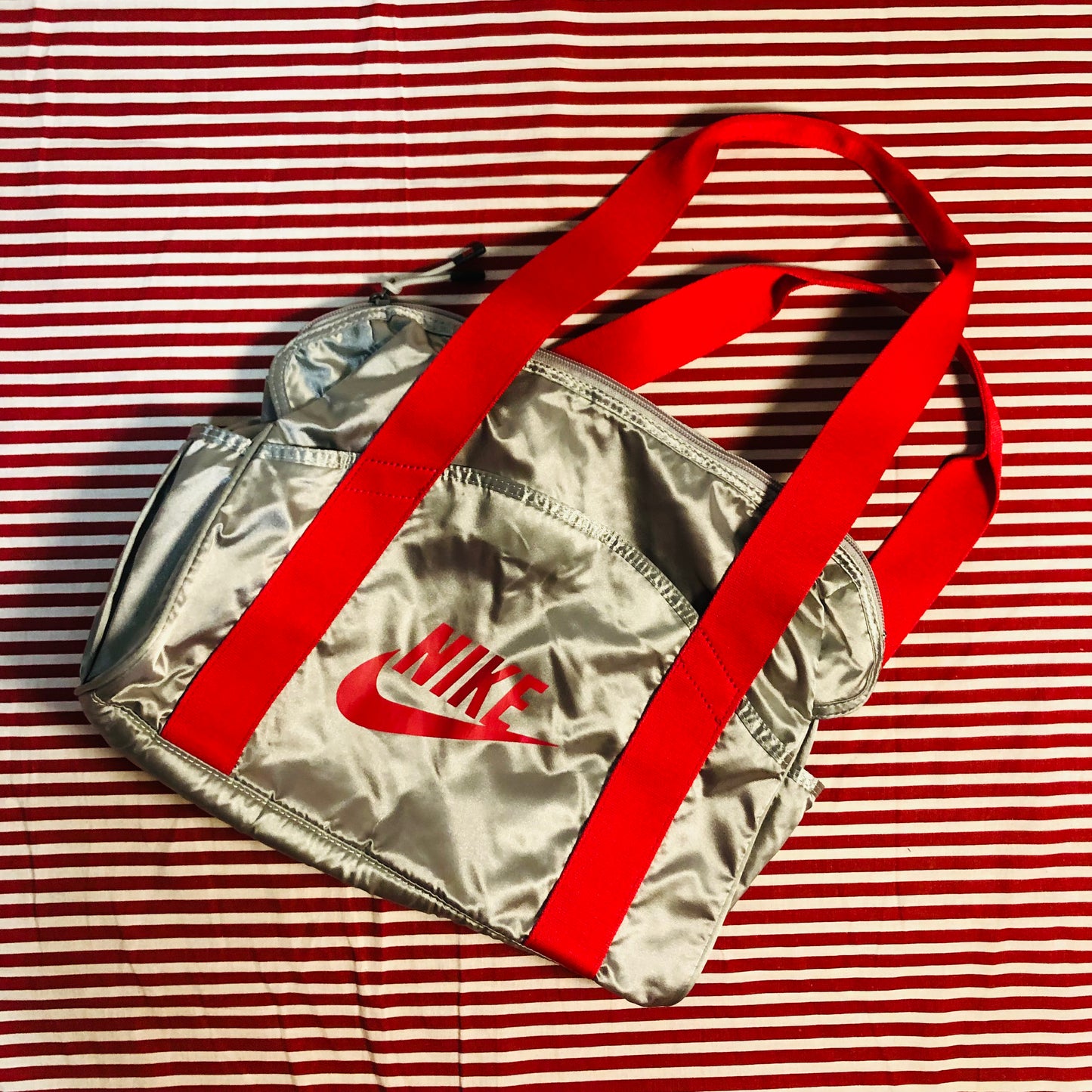NIKEハンドバッグ