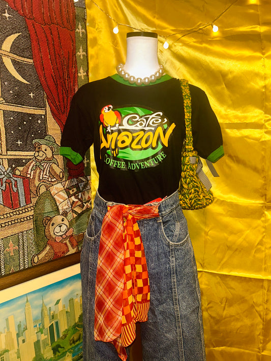 amazonTシャツ