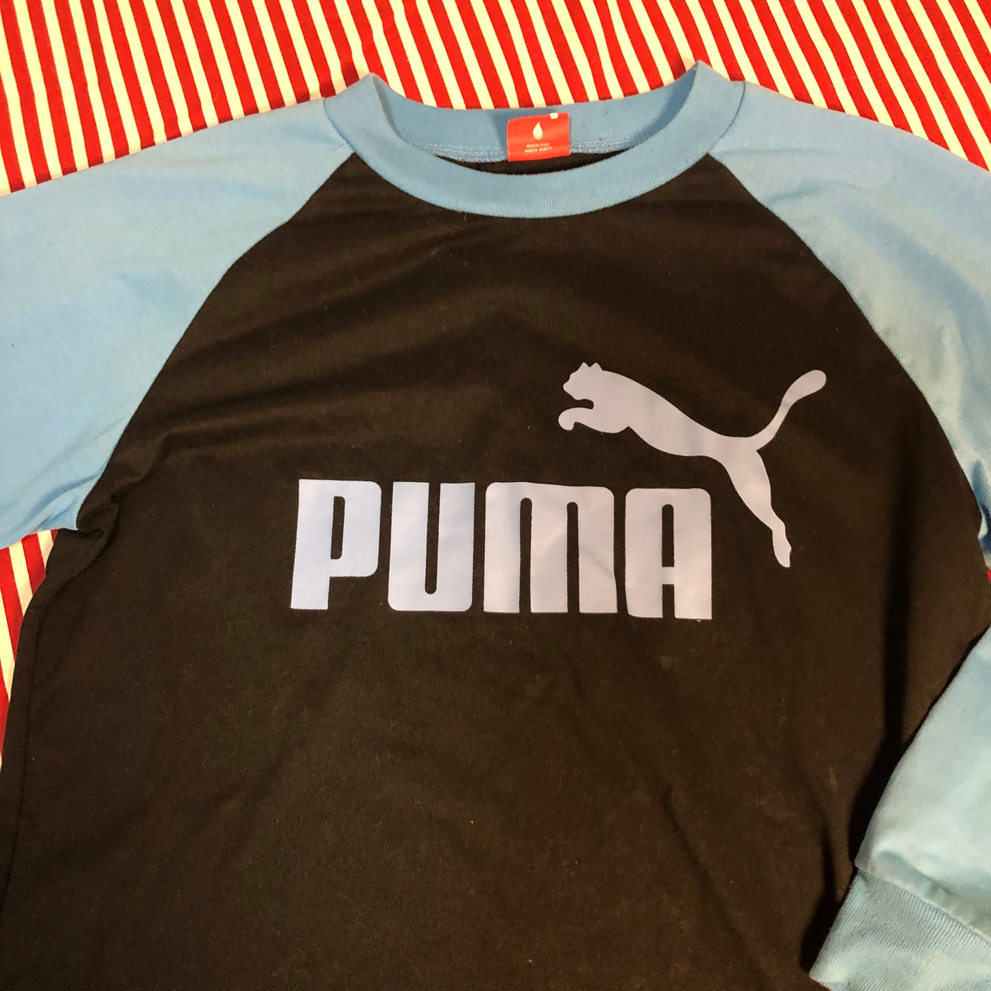 PUMA ロゴプリントラグランTシャツ